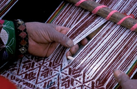 weaver using llama-bone pick